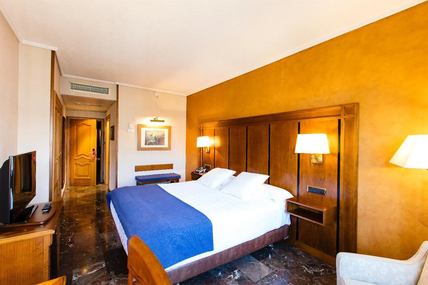 Hotel Condestable Iranzo Jaén 4*,